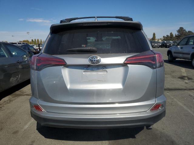 2018 TOYOTA RAV4 LE - JTMZFREV2JJ209315