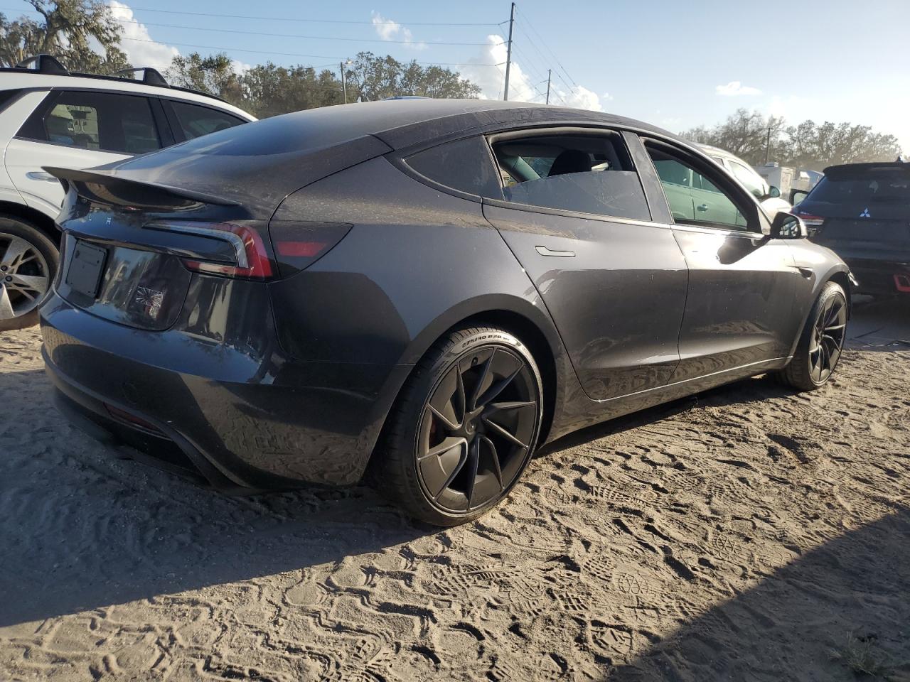 Lot #2990586714 2024 TESLA MODEL 3