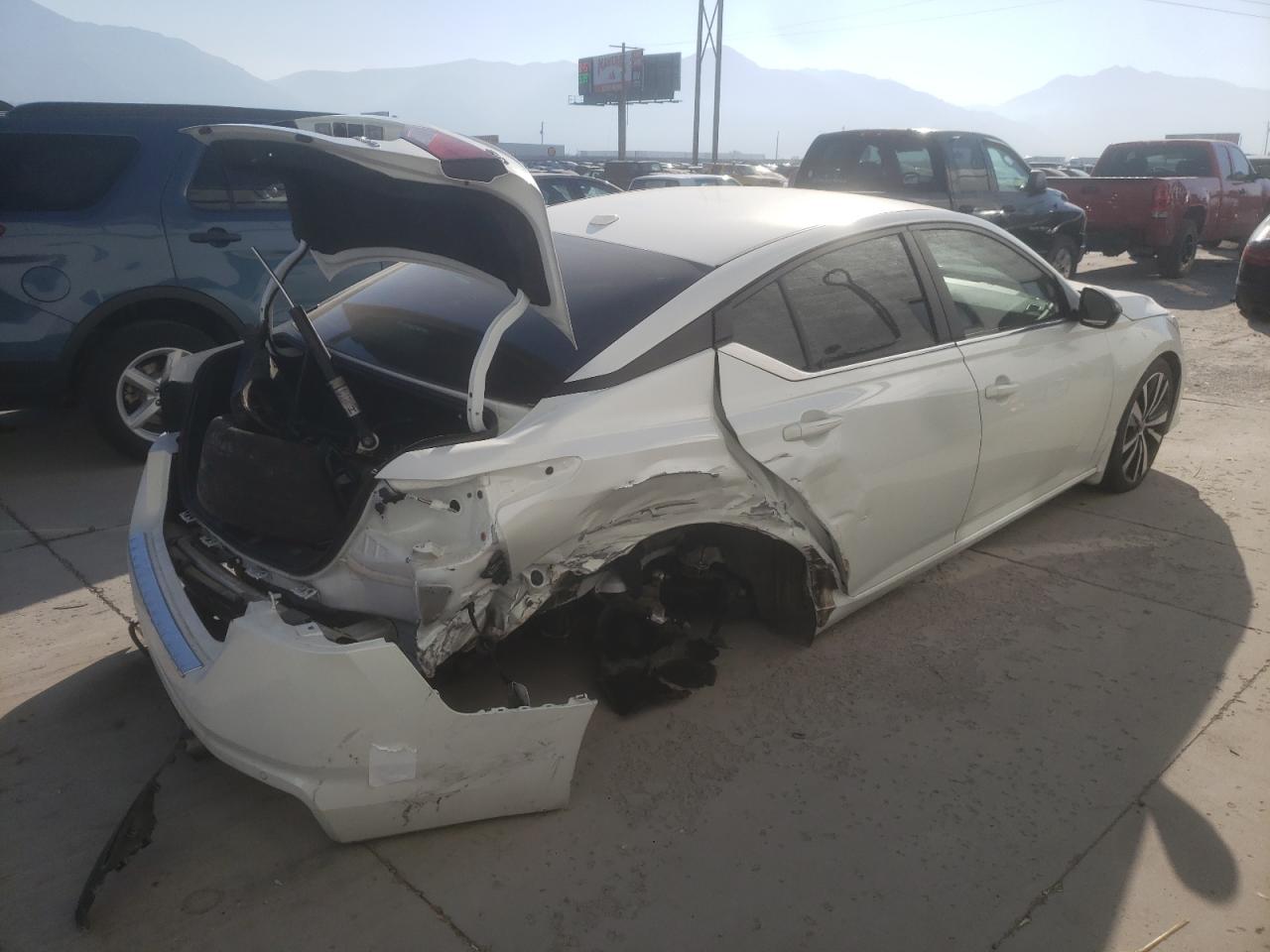 Lot #2977259165 2022 NISSAN ALTIMA SR