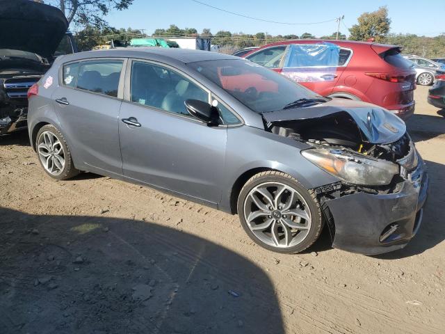 VIN KNAFZ5A37F5283902 2015 KIA Forte, SX no.4