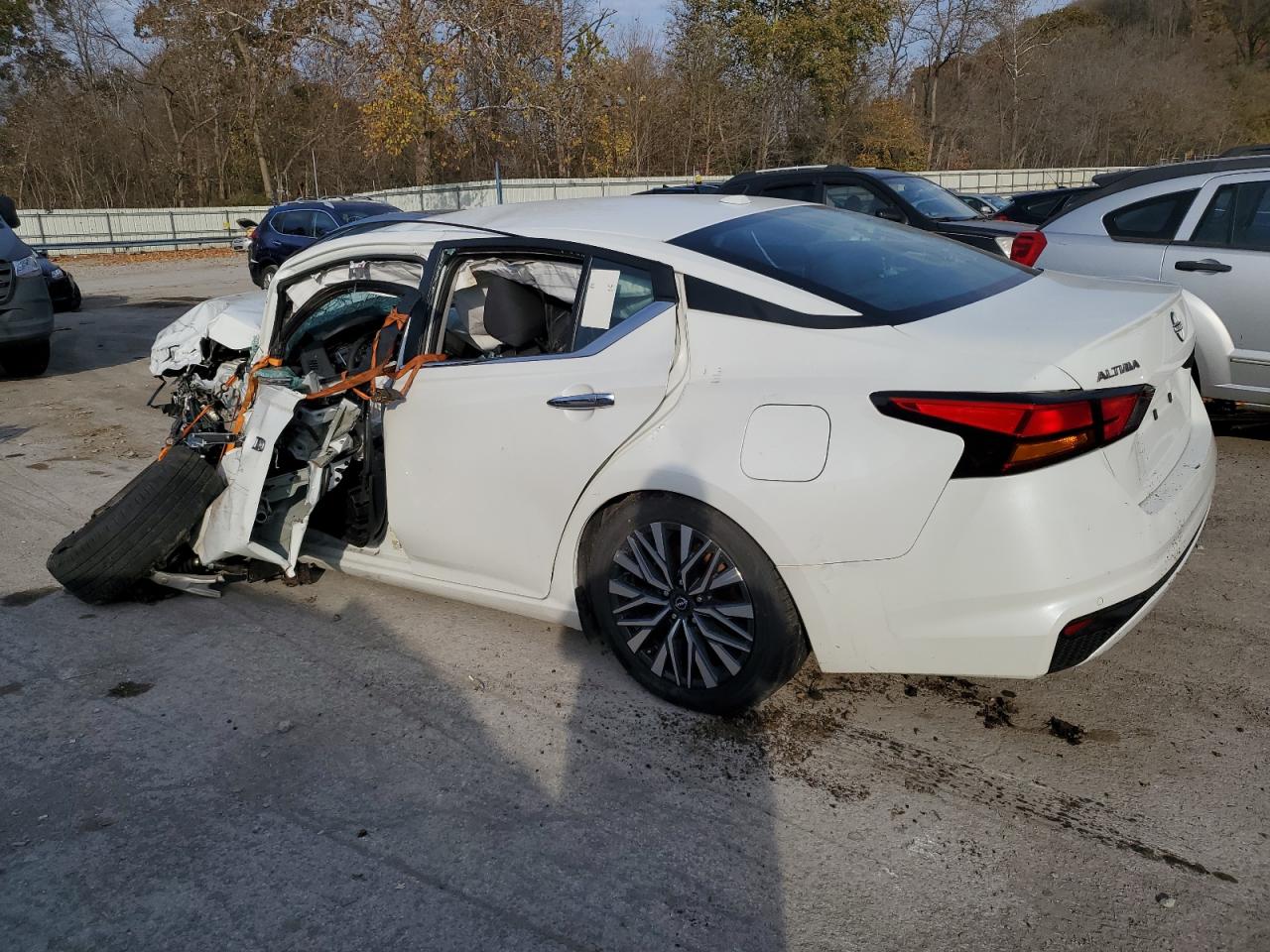 Lot #2942904343 2023 NISSAN ALTIMA SV