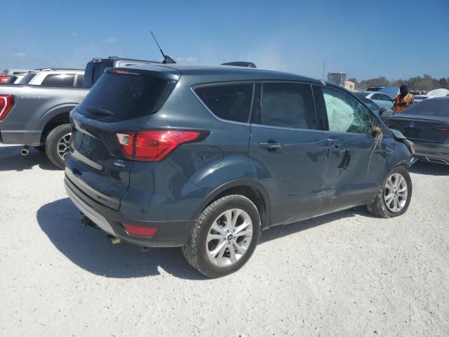 VIN 1FMCU9GD8KUC18371 2019 Ford Escape, SE no.3