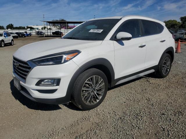 HYUNDAI TUCSON LIM 2019 white  gas KM8J33AL7KU913500 photo #1