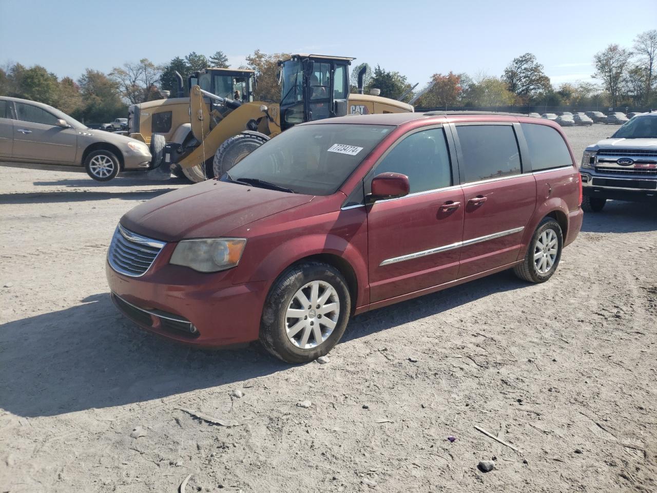 Lot #3037019724 2014 CHRYSLER TOWN AND C