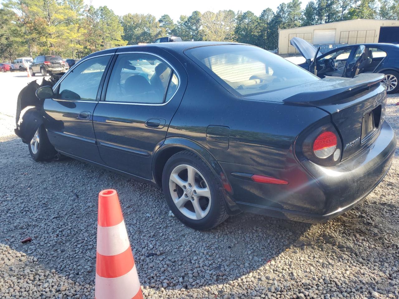 NISSAN MAXIMA GXE 2001 black  gas JN1CA31DX1T838486 photo #3