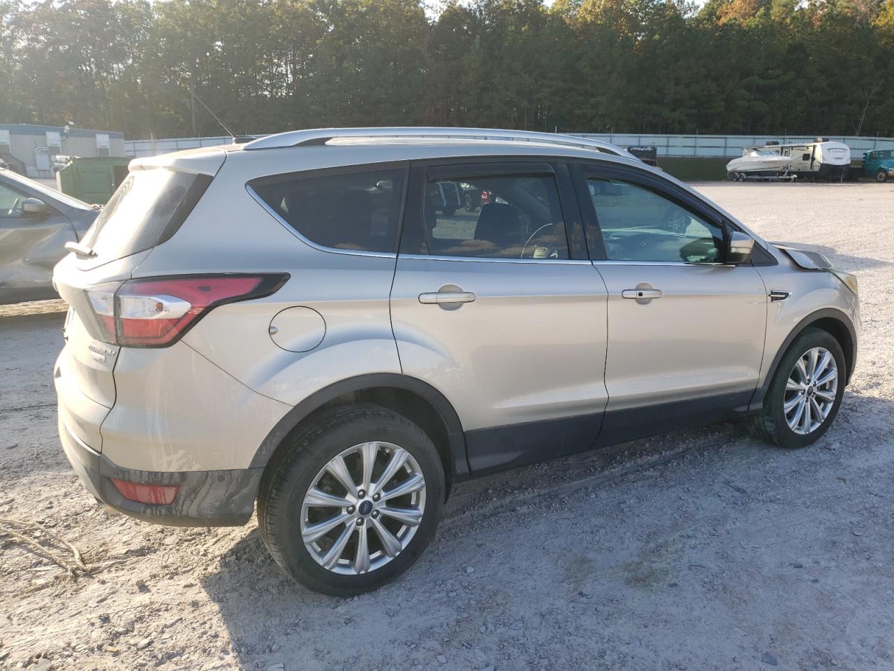 Lot #2974382456 2017 FORD ESCAPE TIT