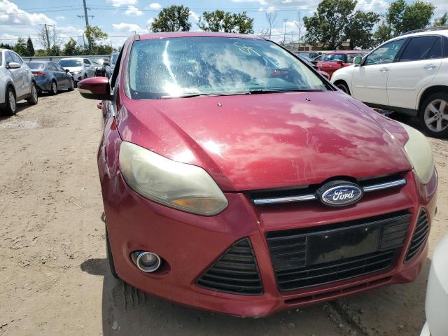 VIN 1FADP3N23EL359458 2014 Ford Focus, Titanium no.5