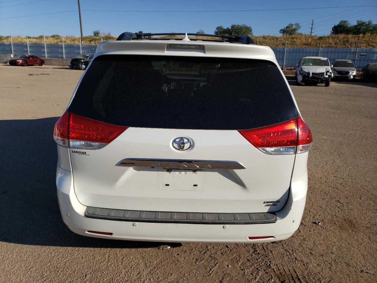 Lot #2919413325 2011 TOYOTA SIENNA XLE