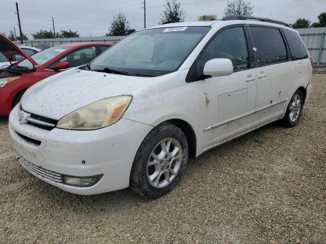 TOYOTA SIENNA XLE