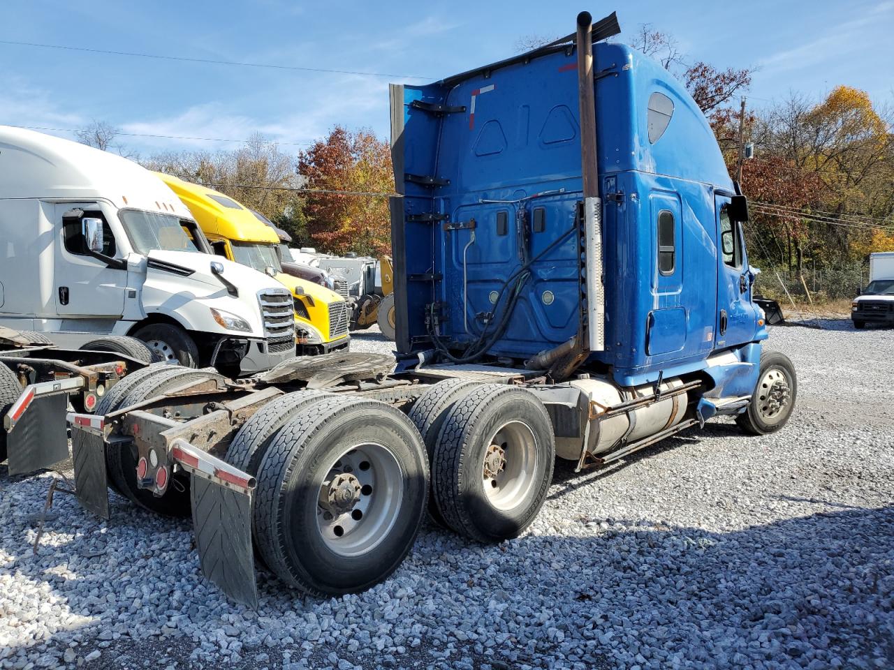 Lot #2974579438 2017 FREIGHTLINER CASCADIA 1