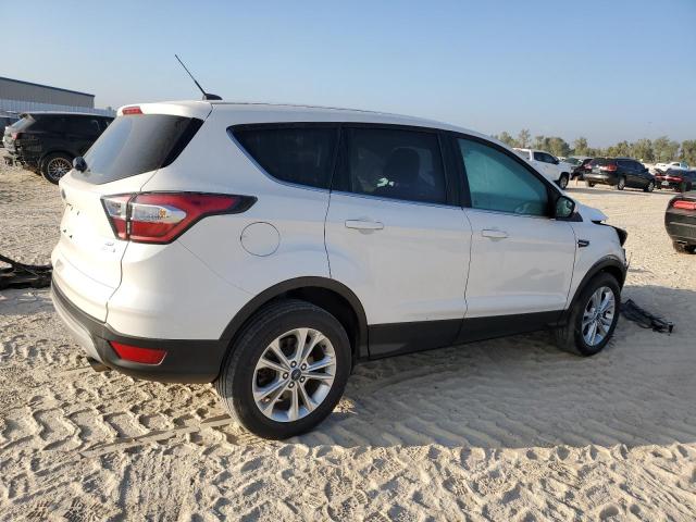 2017 FORD ESCAPE SE - 1FMCU0GD1HUA99339
