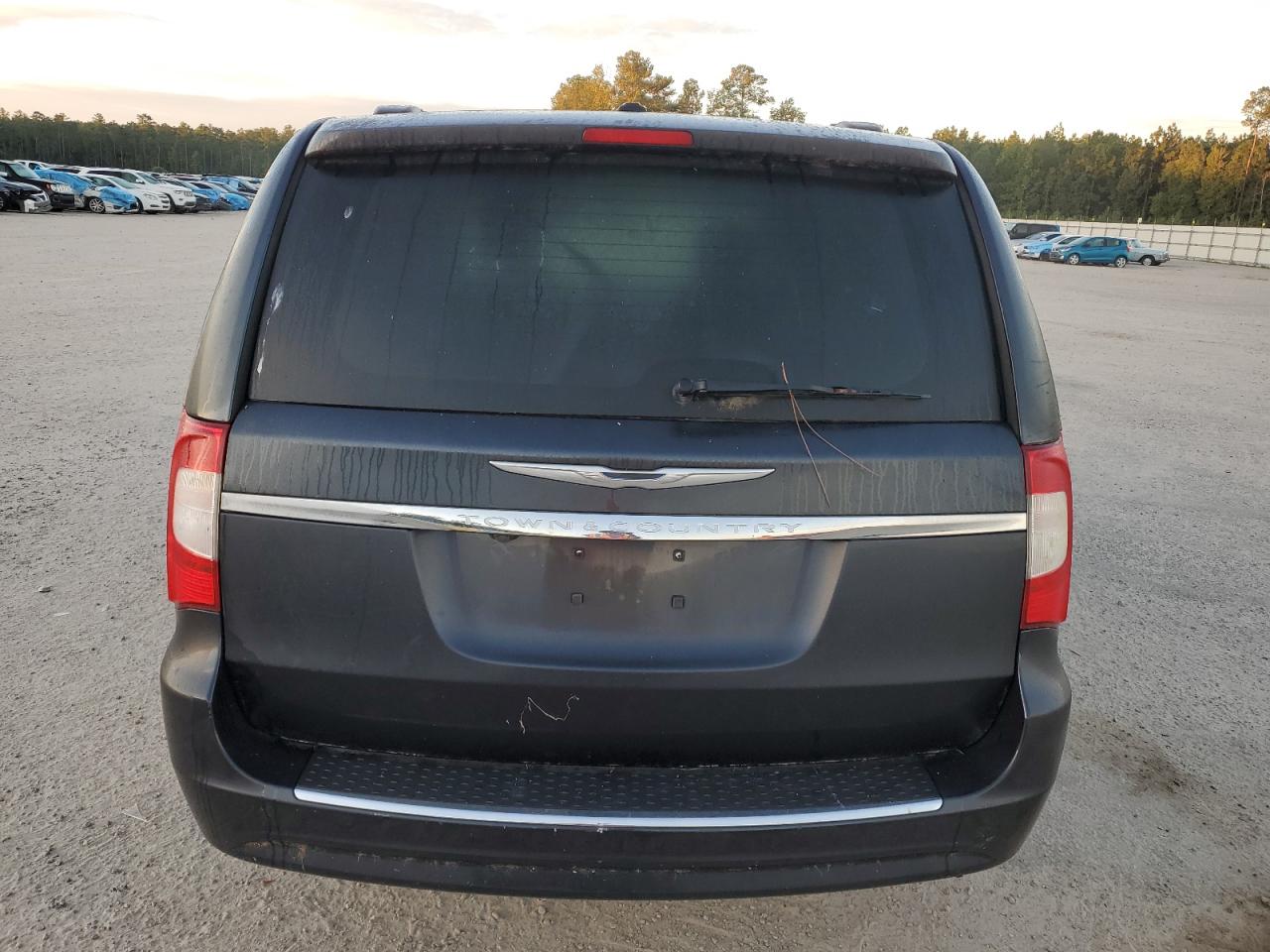 Lot #2991521880 2014 CHRYSLER TOWN & COU