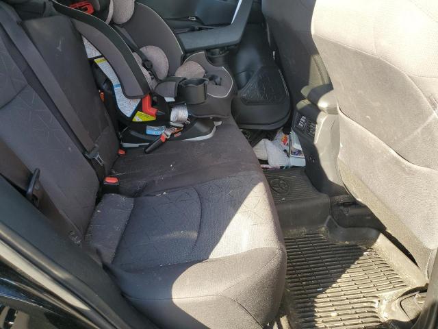 2019 TOYOTA RAV4 XLE - JTMP1RFV9KD029849