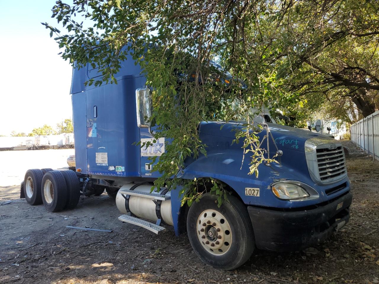  Salvage Freightliner Convention