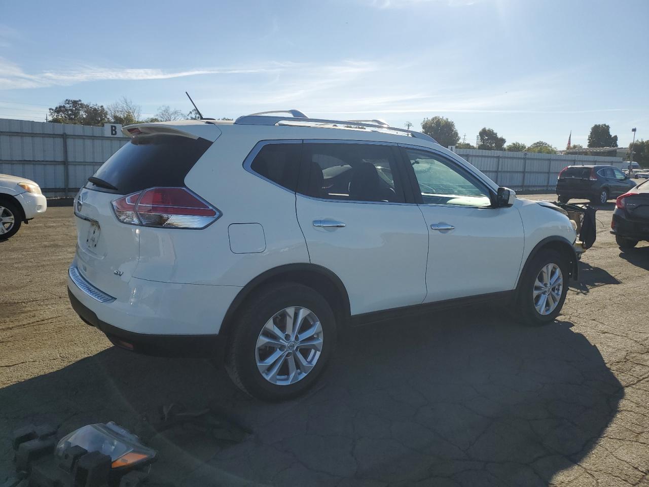 Lot #2988794654 2015 NISSAN ROGUE S