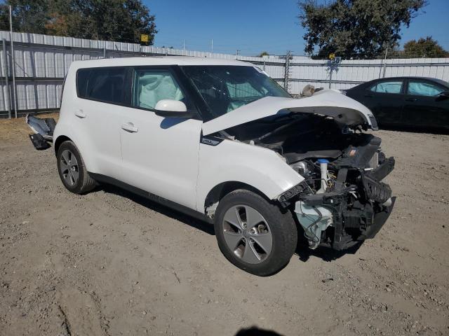 VIN KNDJN2A21G7393381 2016 KIA Soul no.4