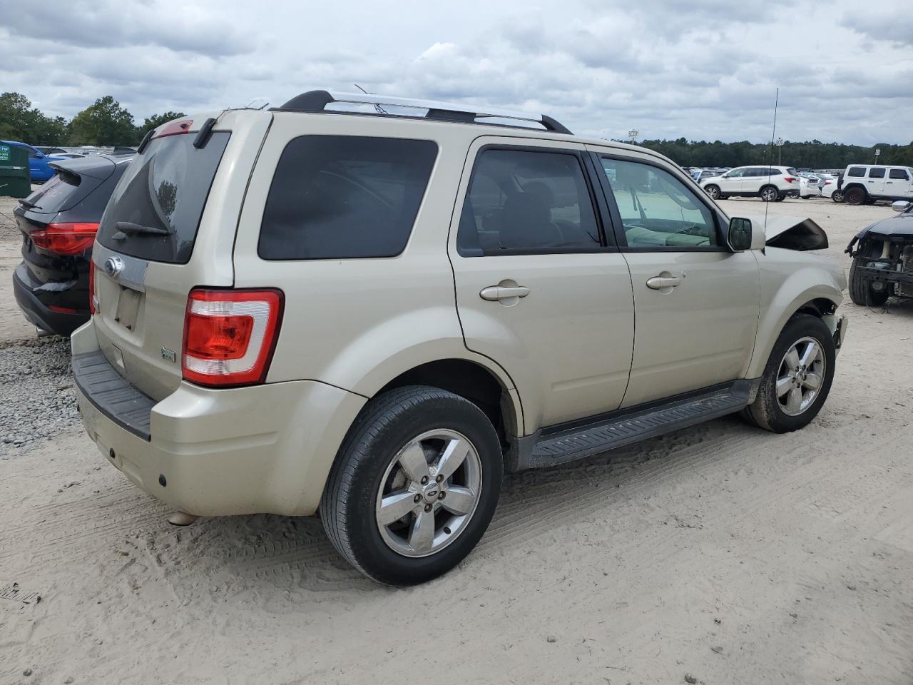 Lot #3042061215 2011 FORD ESCAPE LIM