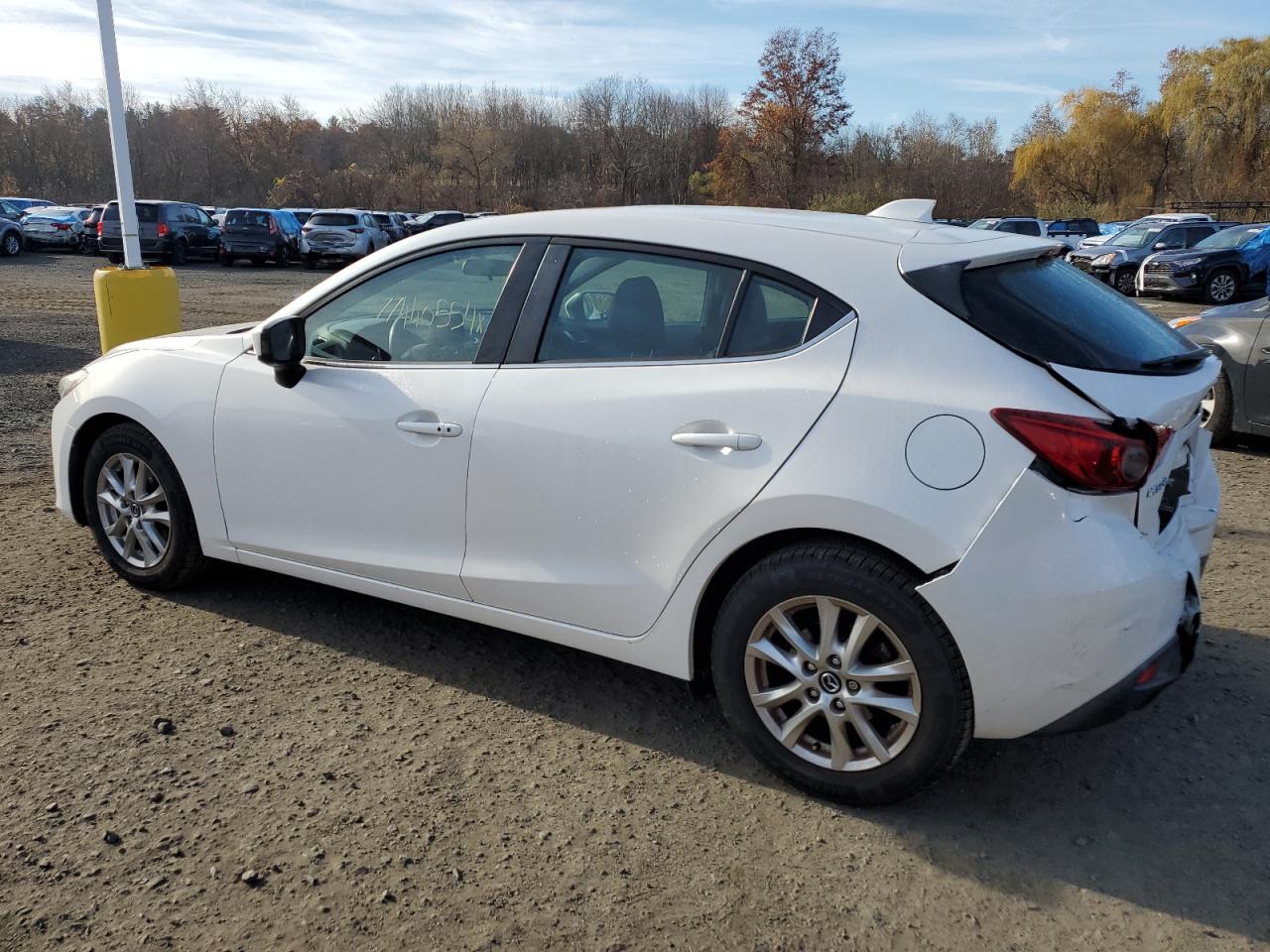 Lot #2974641524 2015 MAZDA 3 GRAND TO