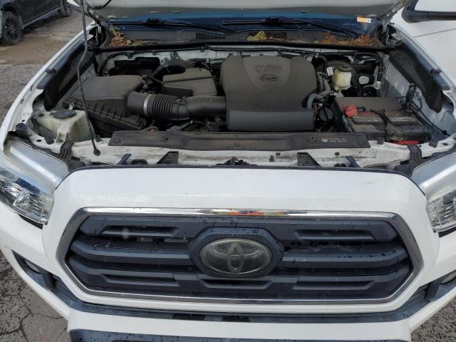 VIN 3TMAZ5CN8JM055843 2018 Toyota Tacoma, Double Cab no.11