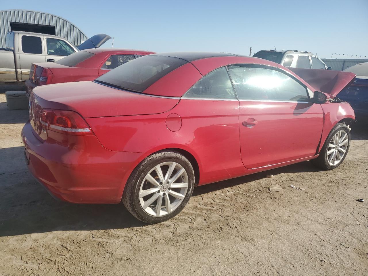 Lot #2921724707 2013 VOLKSWAGEN EOS KOMFOR