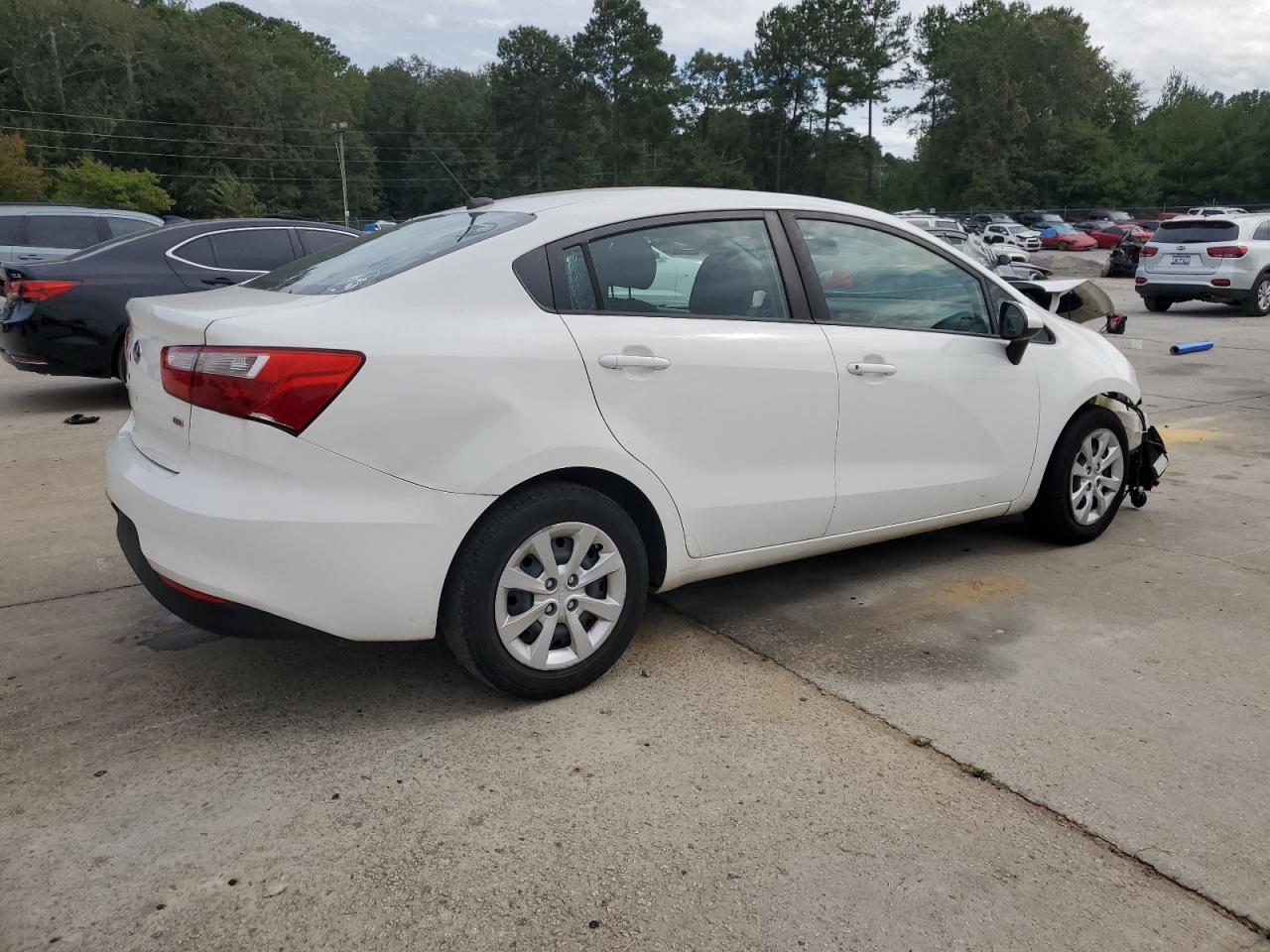 Lot #2952635175 2016 KIA RIO LX