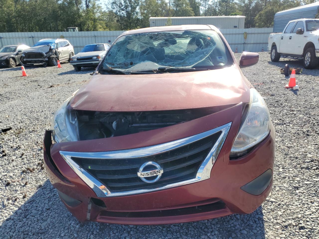 Lot #2943046858 2017 NISSAN VERSA S