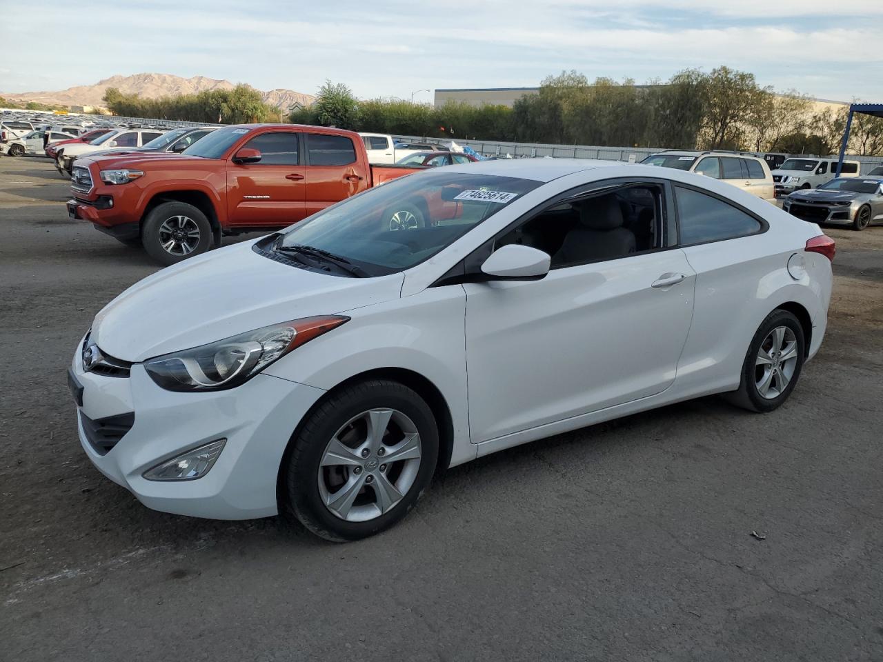 Lot #3007052874 2013 HYUNDAI ELANTRA CO