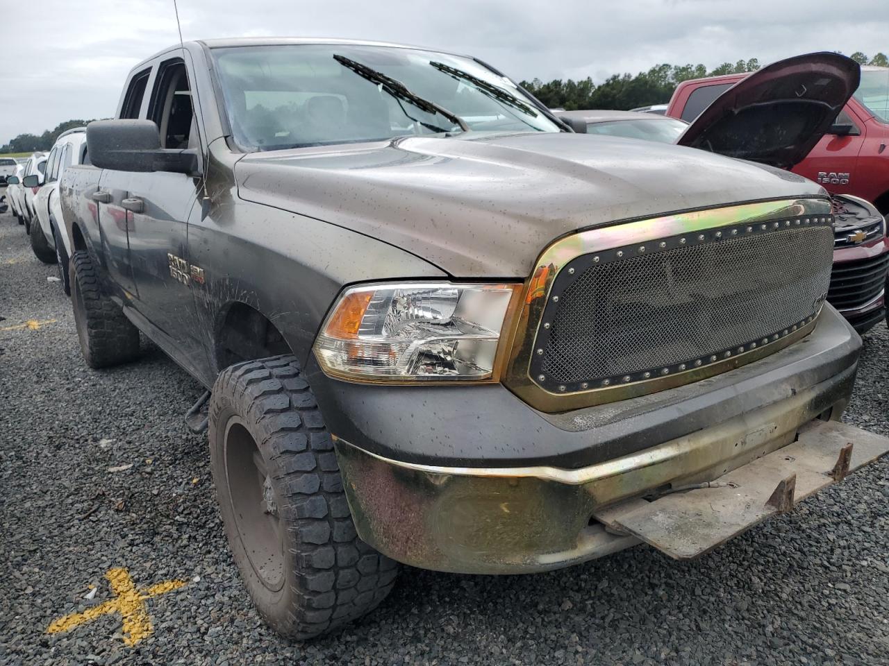 Lot #2955326483 2018 RAM 1500 ST