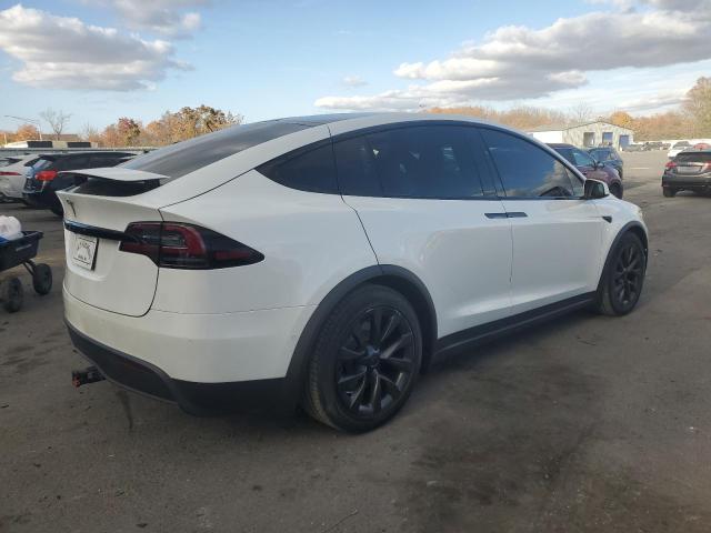 2022 TESLA MODEL X - 7SAXCBE57NF341297