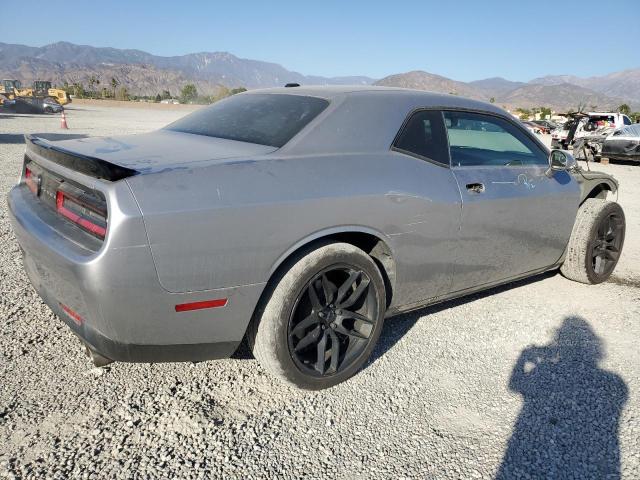 VIN 2C3CDZAT3FH927419 2015 Dodge Challenger, Sxt no.3