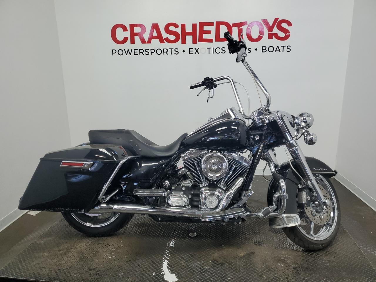 Harley Davidson Road King 2013 FLHR103