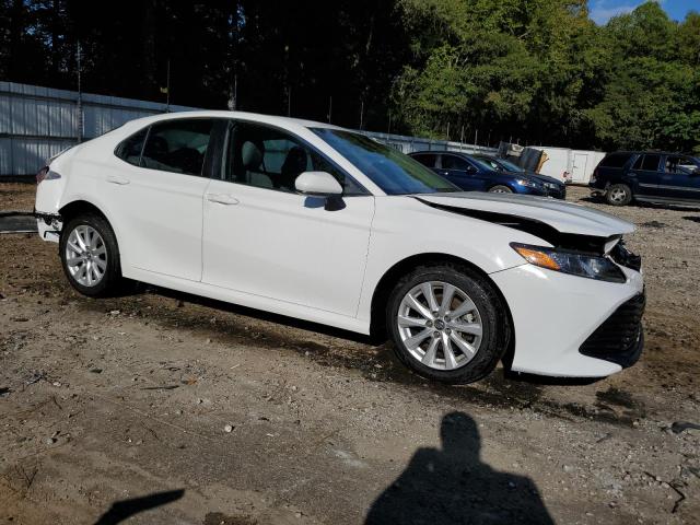 2018 TOYOTA CAMRY L - 4T1B11HK1JU564165