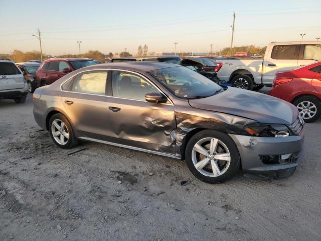 2015 VOLKSWAGEN PASSAT S - 1VWAS7A30FC116092