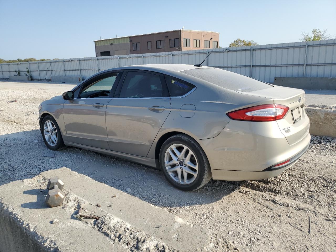 Lot #2996723835 2015 FORD FUSION SE