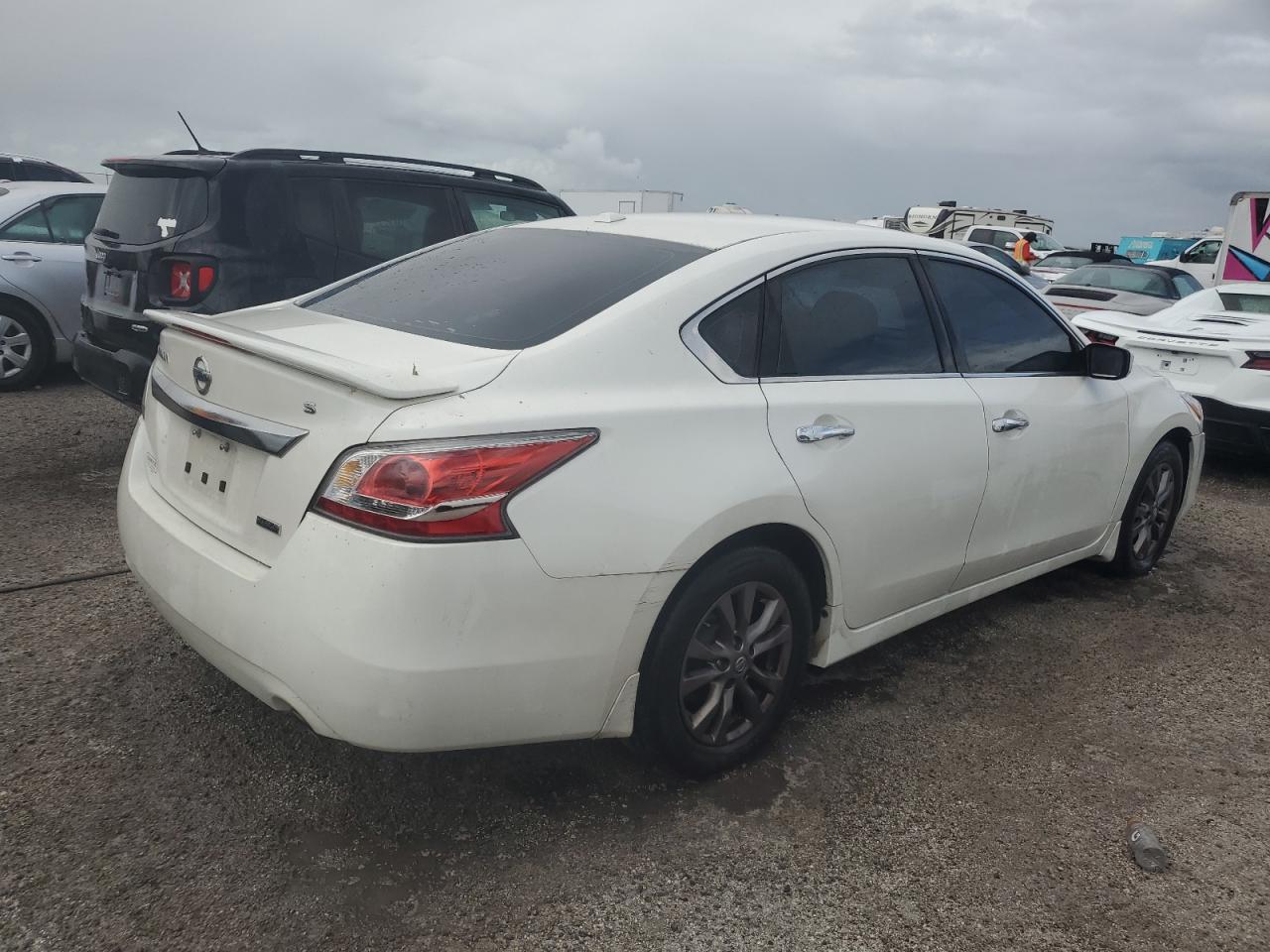 NISSAN ALTIMA 2.5 2015 white  gas 1N4AL3AP1FC592935 photo #4