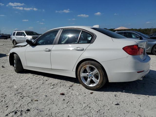 VIN WBA3B1C56FK136518 2015 BMW 3 SERIES no.2