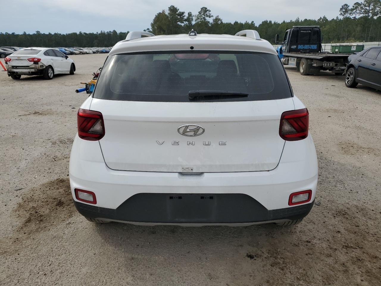 Lot #2904926159 2024 HYUNDAI VENUE SEL