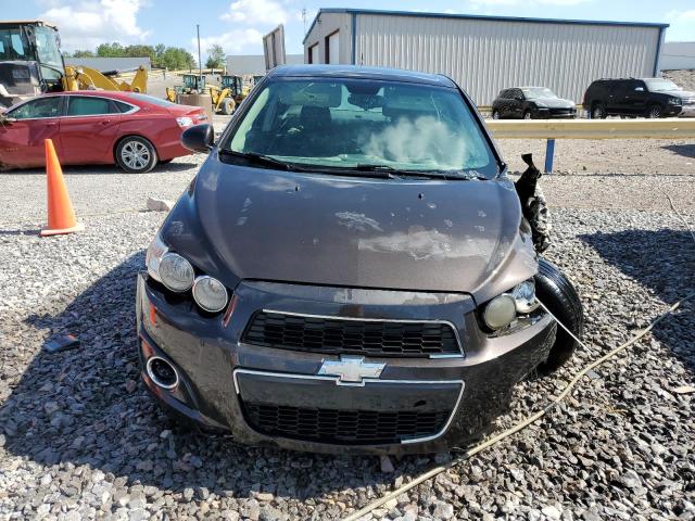 VIN 1G1JC5SH9D4210776 2013 Chevrolet Sonic, LT no.5