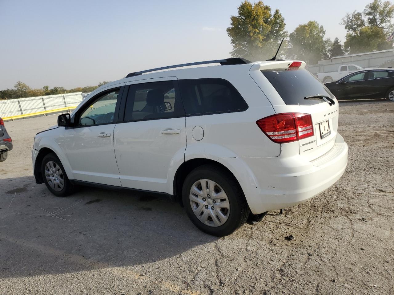 Lot #3009144243 2017 DODGE JOURNEY SE