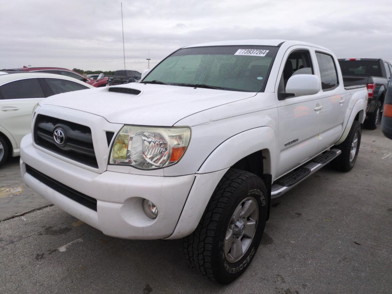 TOYOTA TACOMA DOU 2005 white crew pic gas 3TMJU62NX5M007305 photo #1