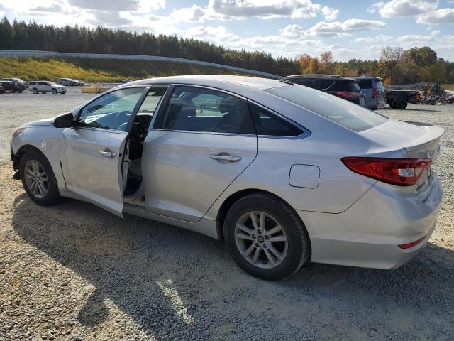 VIN 5NPE24AF7FH107830 2015 Hyundai Sonata, SE no.2