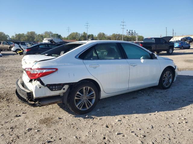 VIN 4T1BF1FK5GU164901 2016 Toyota Camry, LE no.3