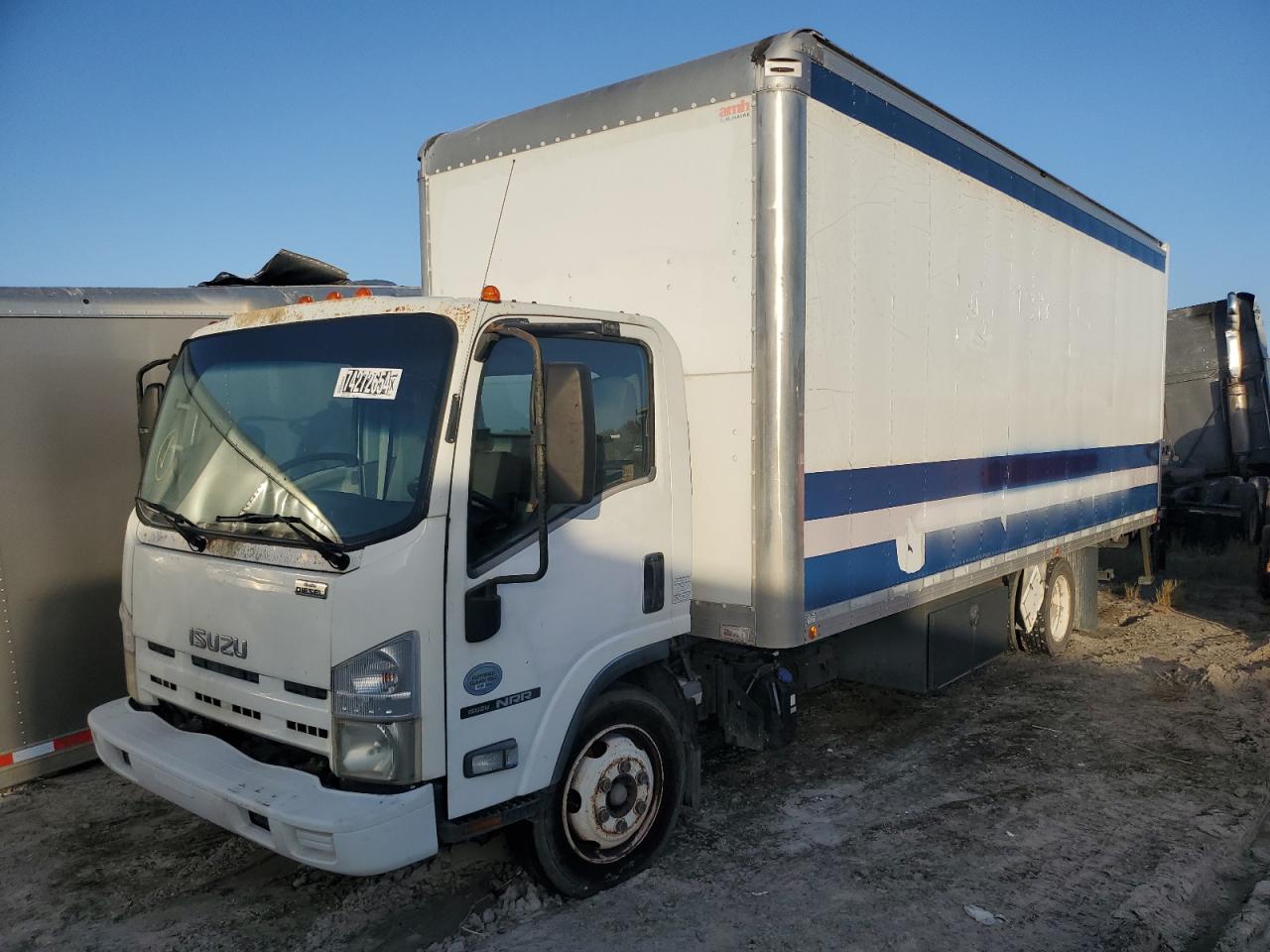 Lot #2943258995 2015 ISUZU NRR