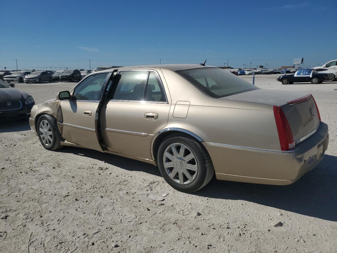 Lot #2962553751 2006 CADILLAC DTS