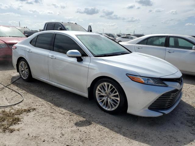 VIN 4T1B11HK5KU815707 2019 Toyota Camry, L no.4