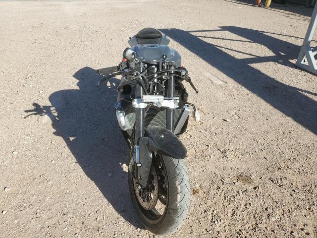 2025 SUZUKI GSX-R600 JS1GN7FA7S7100562