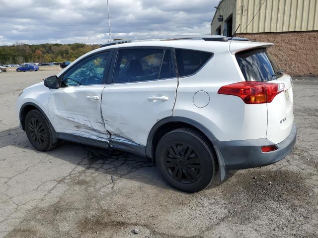 VIN 2T3BFREV9FW358394 2015 Toyota RAV4, LE no.2