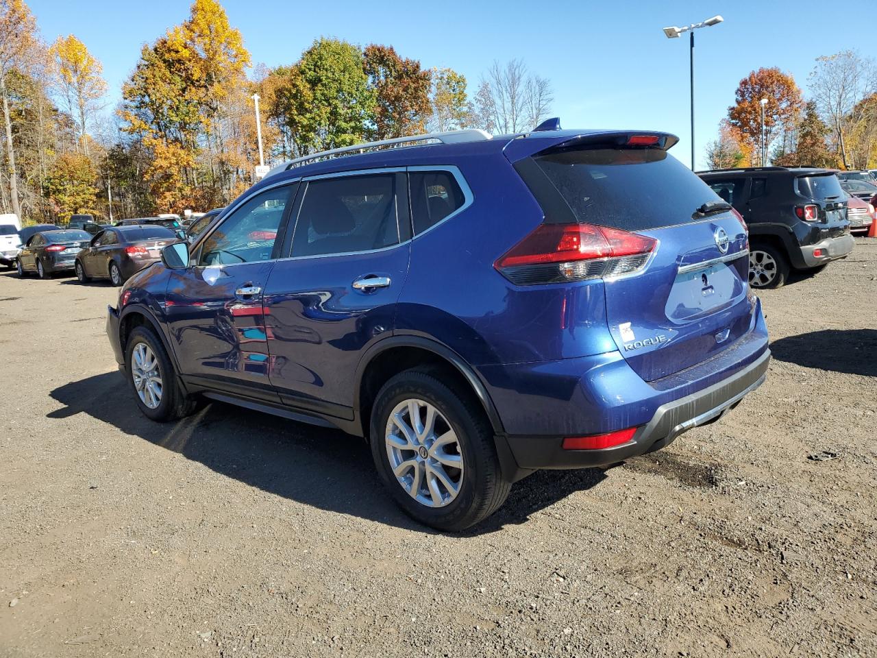 Lot #2928338151 2018 NISSAN ROGUE S