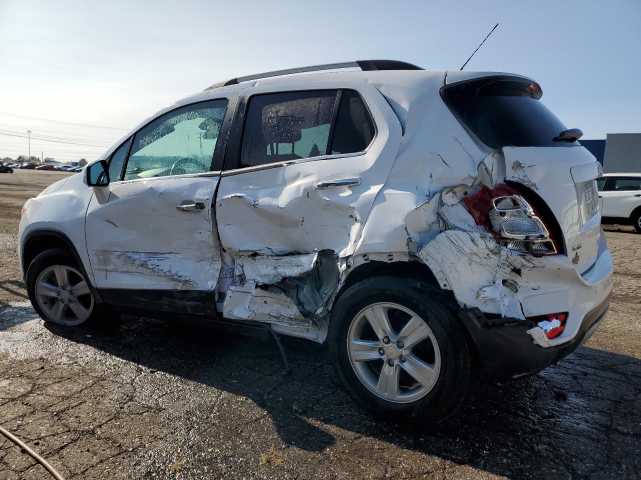 Lot #2969934980 2020 CHEVROLET TRAX 1LT