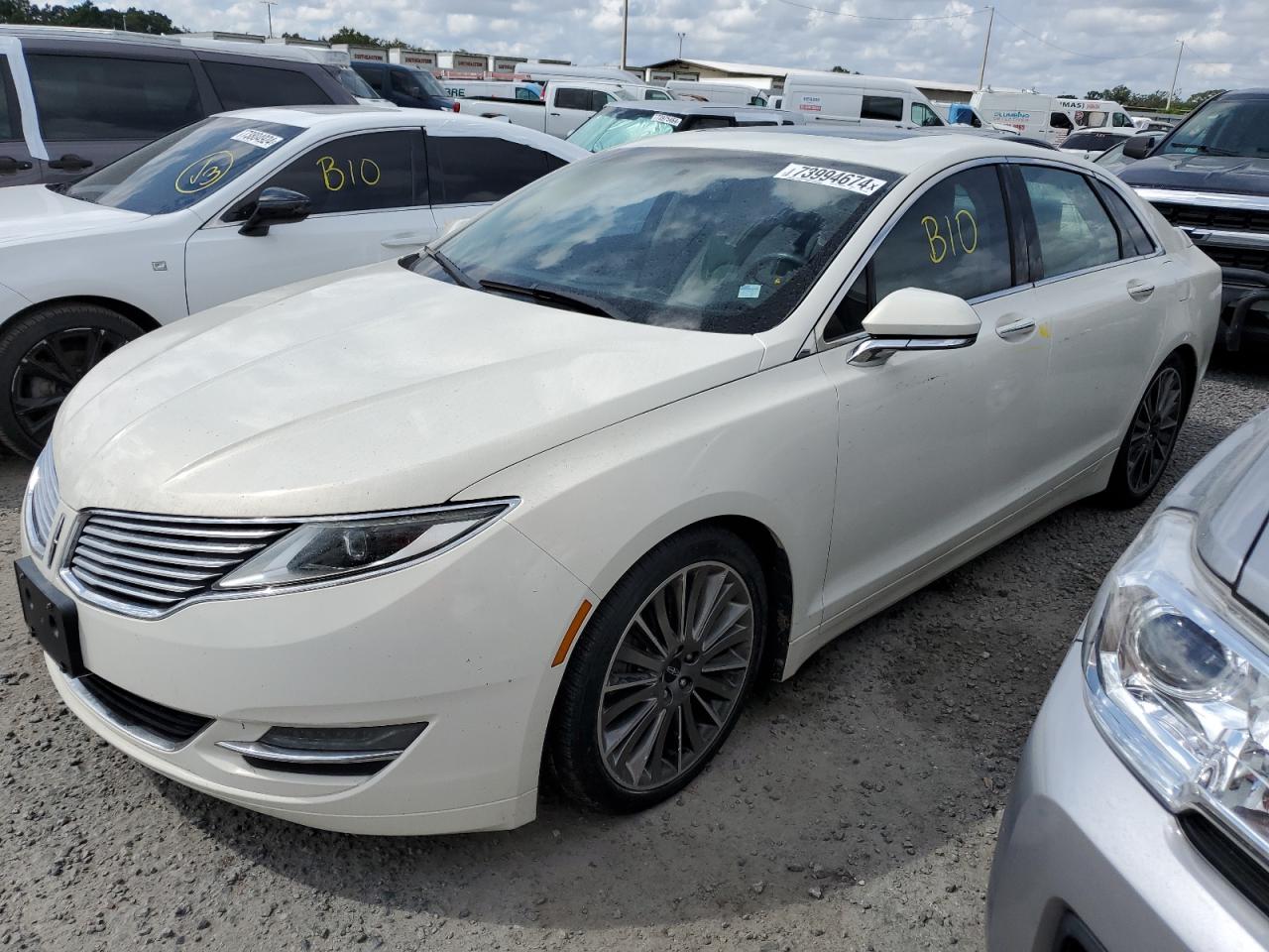 Lot #2880434389 2013 LINCOLN MKZ